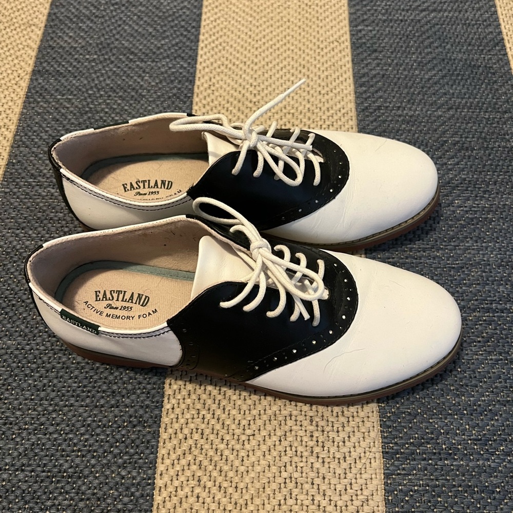 Leather shoes